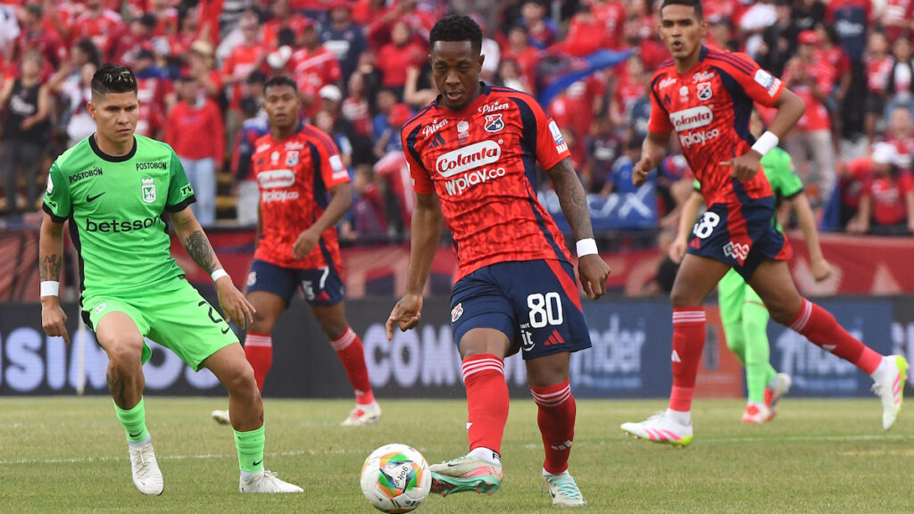 Alexis Serna, en un partido con Independiente Medellín. - Vizzor Image.