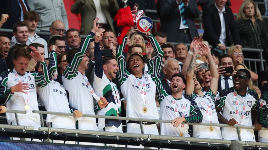 Sunderland alza el título del playoff de Championsjhip