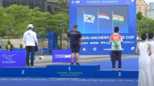 Schloesser y Dhamangaonkar se cuelgan el oro en el compuesto de la Copa del Mundo de Tiro con Arco