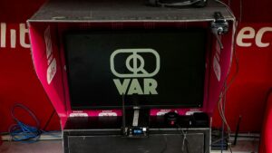 ¡A lo Premier League! La Liga MX tendrá un nuevo VAR para 2026