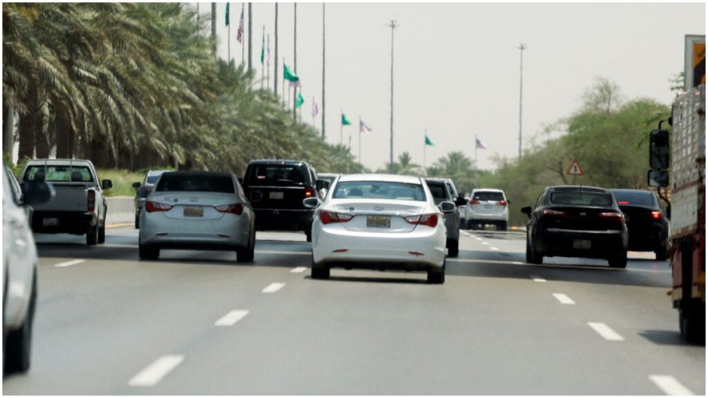 Verificación vehicular, todo lo que necesitas saber | Reuters