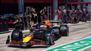Max Verstappen remonta y conquista Emilia Romagna en el Gran Premio 400 de Red Bull