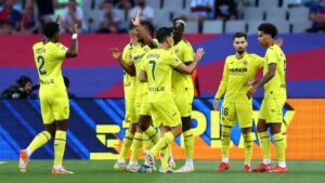 Villarreal amarra su boleto a Champions venciendo al Barcelona que levanta el título de liga en Montjuïc