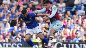 West Ham derrota al Ipswich… ¿En el último partido de Edson Álvarez?