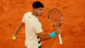 ¡Intratable! Alcaraz le pasa por encima a Paul y regresa a las semifinales de Roland Garros
