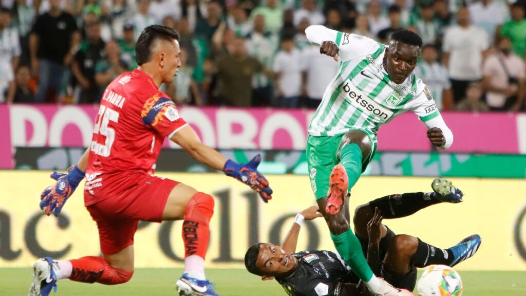 Una postal del portero que atajó todo. Vizzor