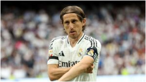 El Milan de Santiago Gimenez soñaría con incorporar a Luka Modric