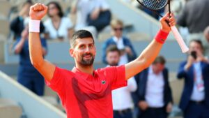 Djokovic alcanza las 100 victorias en Roland Garros y enfrentará a Zverev en cuartos