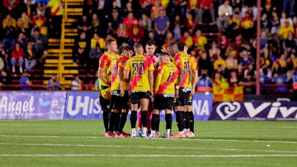 Jafet Soto busca refuerzos para Herediano | @csherediano1921