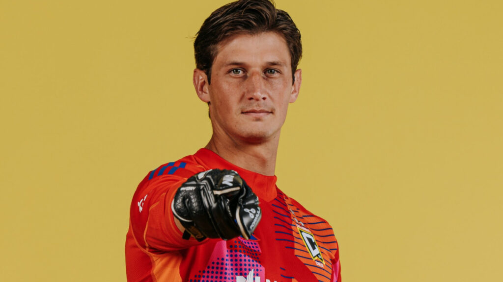 Hagen, posando para su club el Columbus. (Columbus oficial)