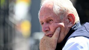 Helmut Marko sale a la defensa de Verstappen: “Es comprensible la forma en que reaccionó”