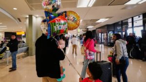 ¿Cuándo se celebra el Día del Padre en Colombia 2025 y qué frases compartir en redes?