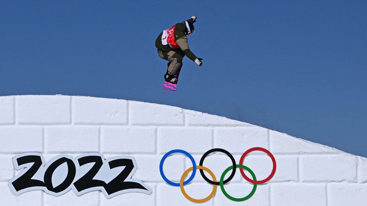 El snowboard femenil tiene un arranque impactante en Beijing 2022