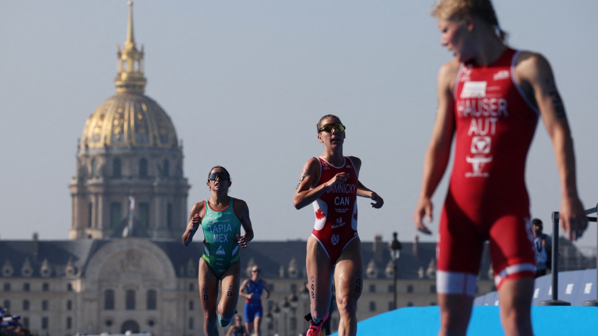 Mexicanas participan en test olímpico de triatlón rumbo a Paris 2024